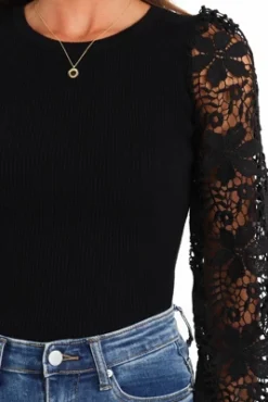 Petal And Pup Womens Laicey Top 13 Petal And Pup Womens Laicey Top -Petal and Pup Store GUEST 3f77fc91 6c9d 49d4 9de7 496b840ba391