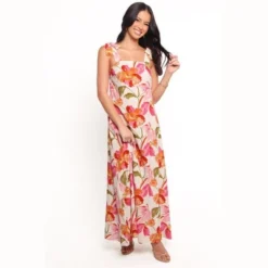 Larkey Maxi Dress -Petal and Pup Store GUEST ce1cfcaf b092 4c64 aed0 a4026d611c88