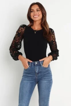 Petal And Pup Womens Laicey Top 16 Petal And Pup Womens Laicey Top -Petal and Pup Store GUEST e988f784 b328 41b9 b392 06cdd3cb7072