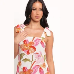 Larkey Maxi Dress -Petal and Pup Store GUEST fb975388 3d22 4e56 9cb4 afc6b1c1e592